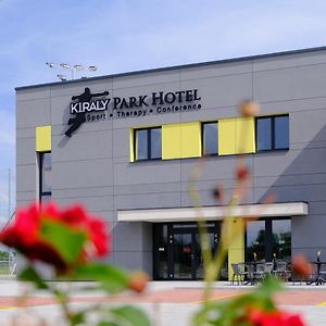 Kiraly Park Hotel